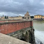 Vintage Apartments In The Heart Of Florence