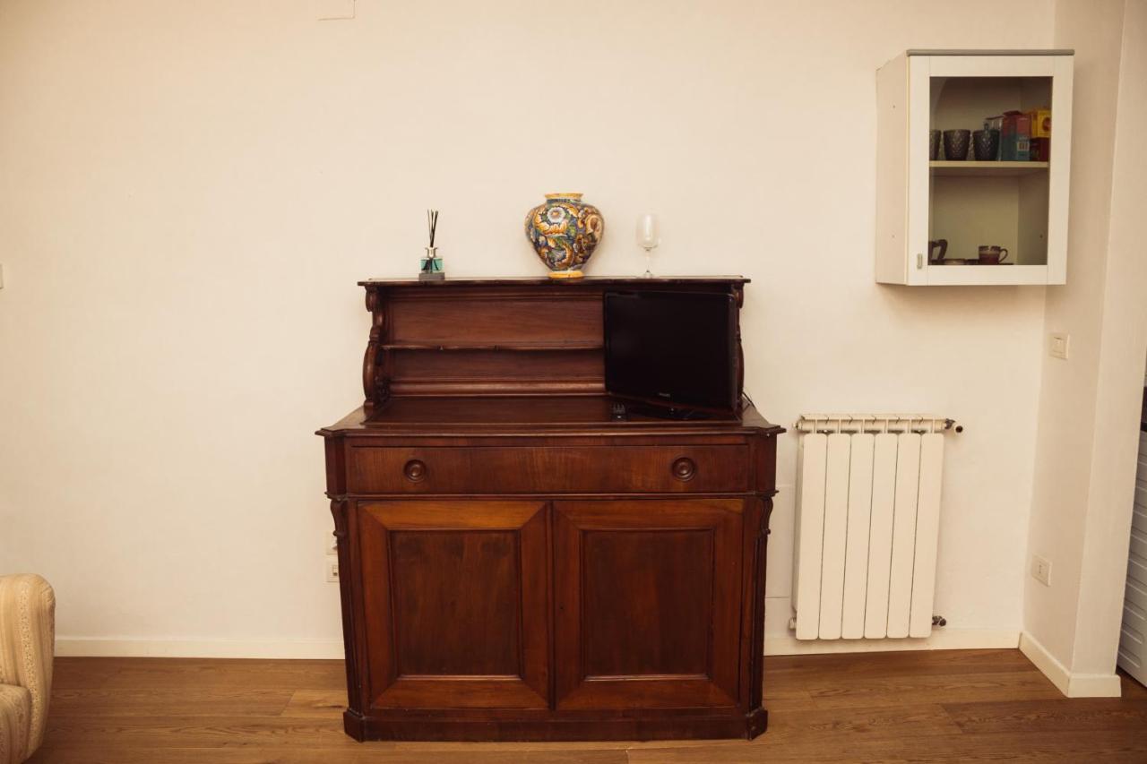 Vintage In The Heart Of Florencia